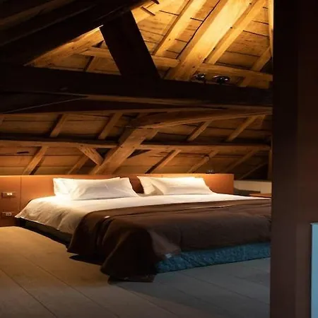 Holiday home Stately 16-person Manor Farm In South Limburg , Cleaning Included Schimmert